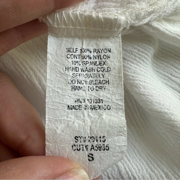 Charlotte Russe Peasant Blouse Top Shirt White Small Button Up Flowy Bell Sleeve - Picture 6 of 6